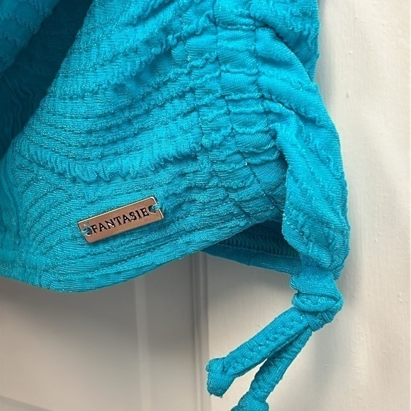 Fantasie Swim Ottawa Underwire Twist Front Tankini Top and Mid-Rise Biki… - Picture 8 of 15